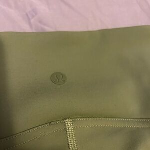 Green lululemon leggings no pockets